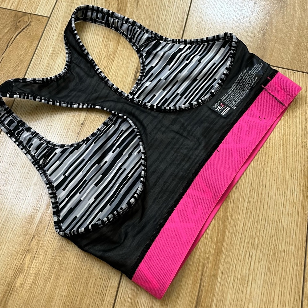 VSX - Picture 6 of 7